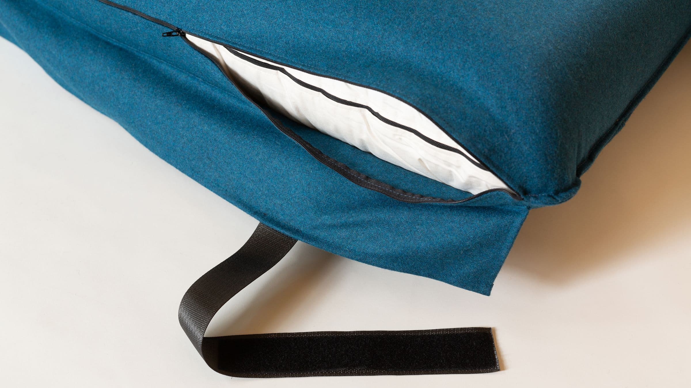 Removing a seat cushion from a Kairos sofa
